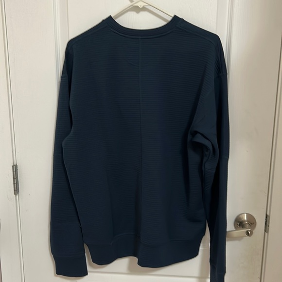 Helly Hansen Top - Picture 2 of 12